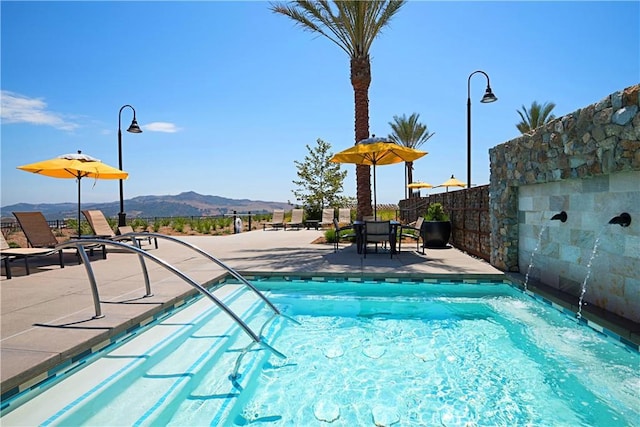 15 Vasto St, Rancho Mission Viejo, CA 92694 - view of pool featuring a mountain view