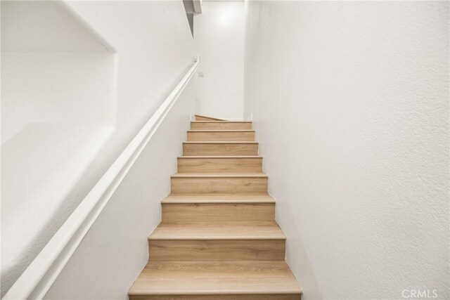 24 Dietes Ct, Ladera Ranch, CA 92694 - view of stairway