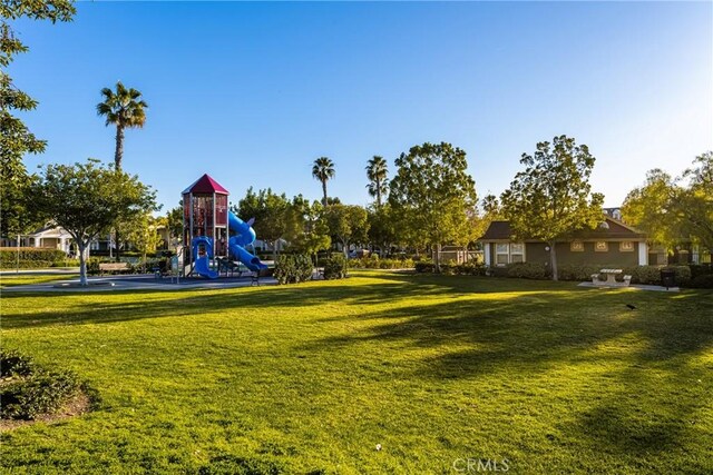 24 Dietes Ct, Ladera Ranch, CA 92694 - view of grassy yard