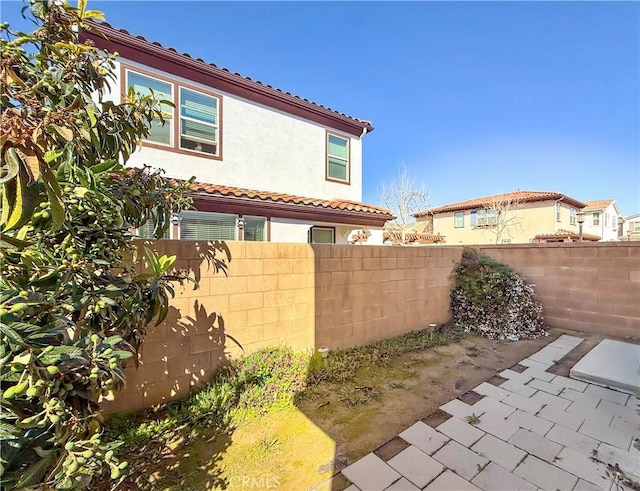 1437 Girona Dr, Pomona, CA 91766 - view of patio / terrace