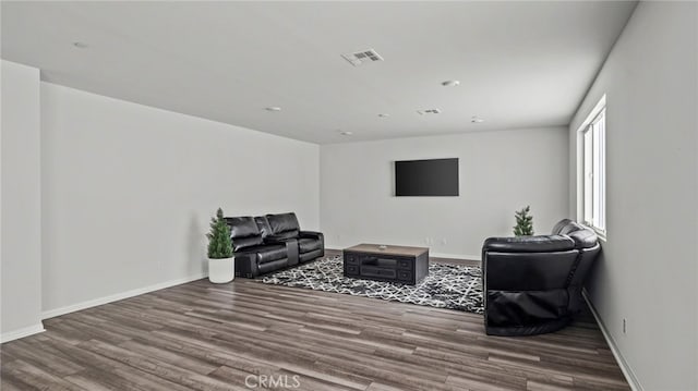 15565 Avenger Dr, Moreno Valley, CA 92551 - photo 4