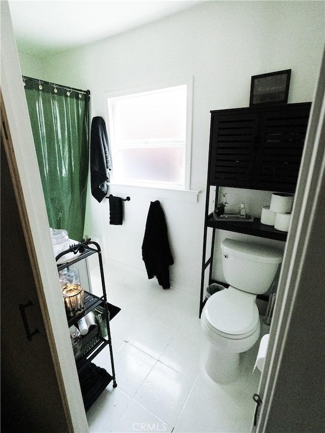 full bath with toilet