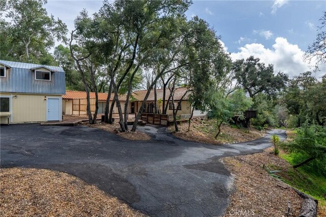 13155 San Antonio Rd, Atascadero, CA 93422 - view of front of house
