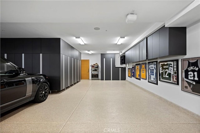 2914 Ocean Blvd, Corona Del Mar, CA 92625 - view of garage