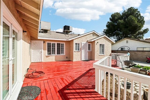 1202 W Lancaster Blvd, Lancaster, CA 93534 - view of wooden terrace