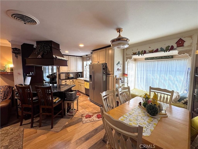 433 Oakmont Dr, Barstow, CA 92311 - dining area with recessed lighting, visible vents, and light wood-type flooring