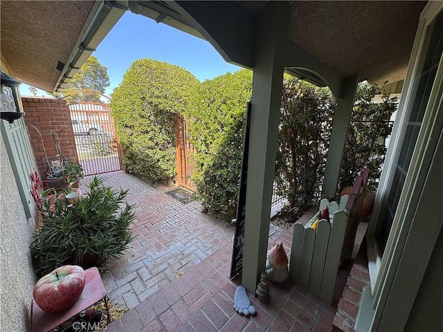 433 Oakmont Dr, Barstow, CA 92311 - view of patio / terrace with fence