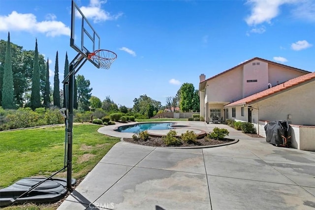 1618 Southport Dr, Riverside, CA 92506 - outdoor pool with a lawn and a patio area