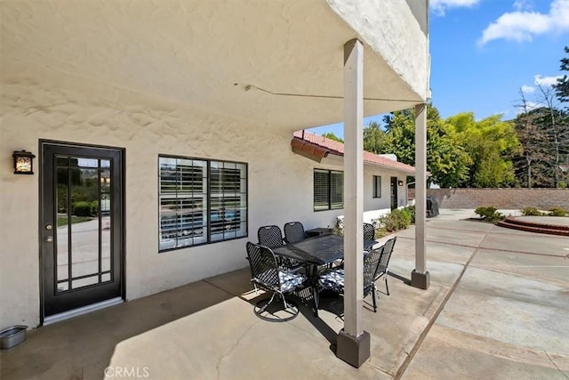 1618 Southport Dr, Riverside, CA 92506 - view of patio / terrace with outdoor dining space