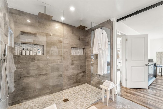 54660 Benecia Trl, Yucca Valley, CA 92284 - full bathroom featuring wood finished floors, a walk in shower, and recessed lighting