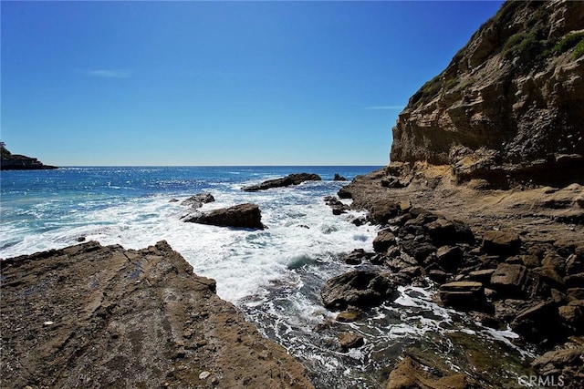 89 S La Senda Dr, Laguna Beach, CA 92651 - view of water feature
