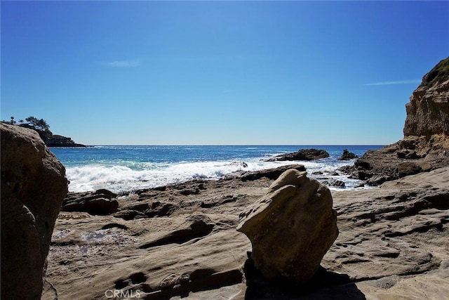 89 S La Senda Dr, Laguna Beach, CA 92651 - view of water feature