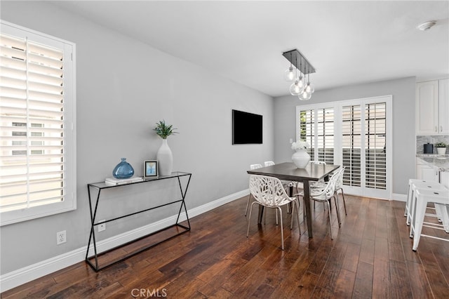 515 N Gertruda Ave Unit 9, Redondo Beach, CA 90277 - dining space with dark wood-style floors and baseboards