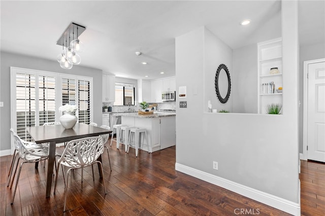 515 N Gertruda Ave Unit 9, Redondo Beach, CA 90277 - dining space featuring dark wood finished floors, baseboards, and recessed lighting