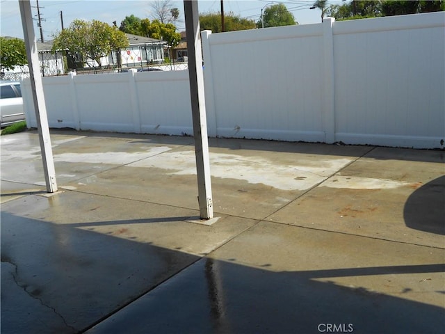1312 Pleasant Vw, Corona, CA 92882 - view of patio with fence
