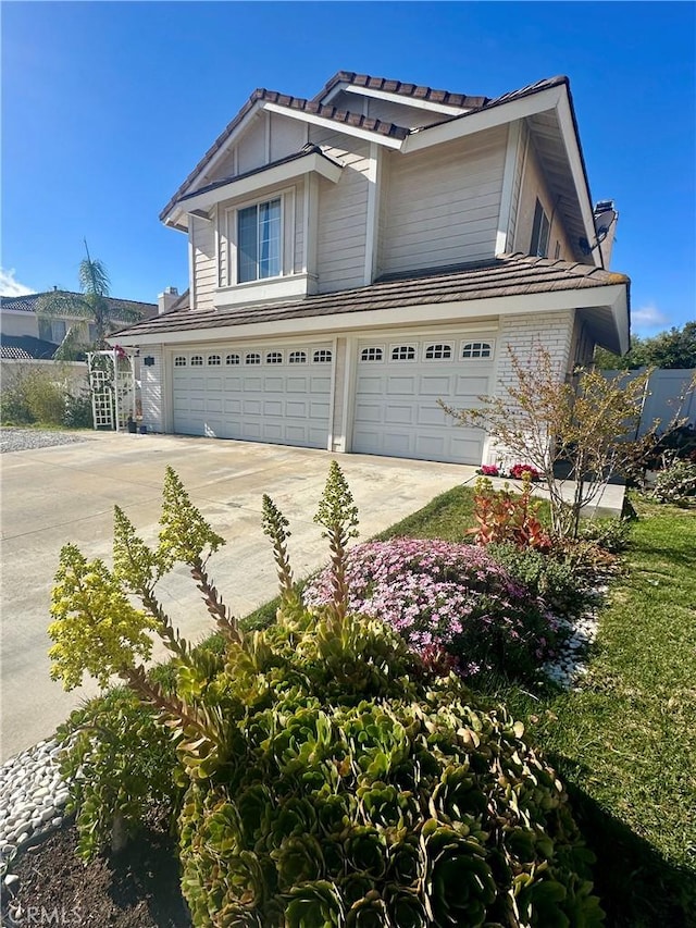24713 Shoshone Dr, Murrieta, CA 92562 - photo 4