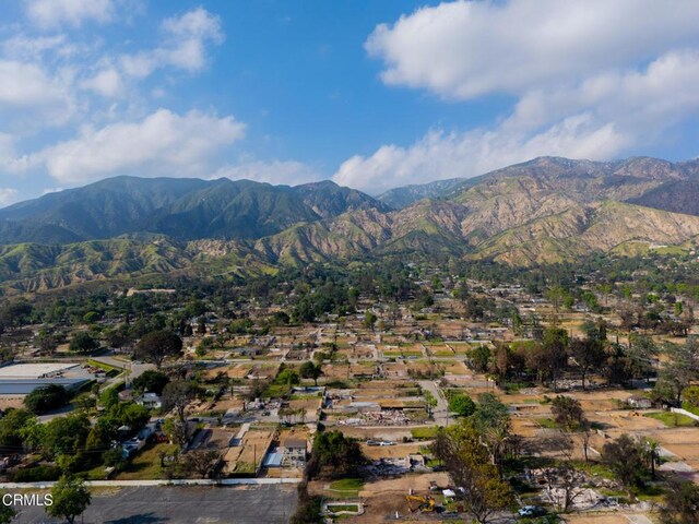 70 W Palm St, Altadena, CA 91001