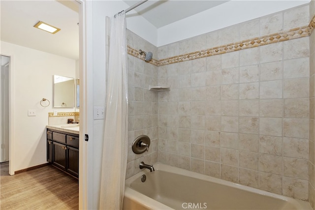 39802 Lakeview Dr Unit 26, Big Bear Lake, CA 92315 - bathroom with vanity, shower / bath combo, baseboards, and wood finished floors