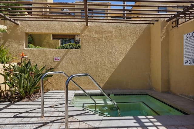25712 Le Parc Unit 21, Lake Forest, CA 92630 - view of pool with a community hot tub and a swimming pool
