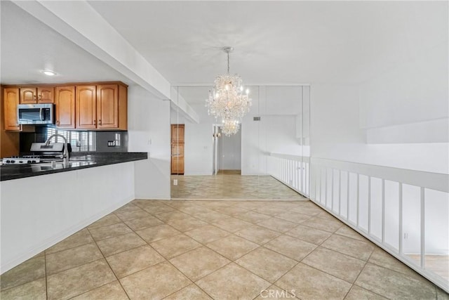 62051/2 Randi Ave, Woodland Hills, CA 91367 - photo 8