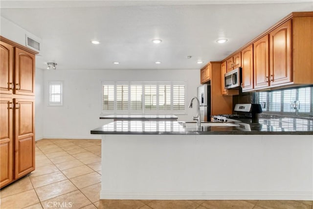 62051/2 Randi Ave, Woodland Hills, CA 91367 - photo 7