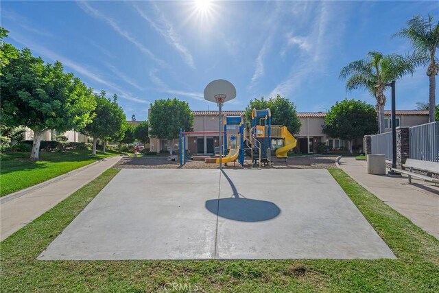 700 W La Veta Ave Unit P15, Orange, CA 92868 - photo 21
