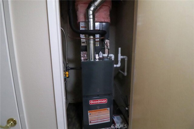 700 W La Veta Ave Unit P15, Orange, CA 92868 - photo 18