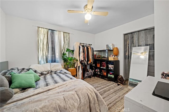 730 E 89th St, Los Angeles, CA 90002 - bedroom featuring a ceiling fan
