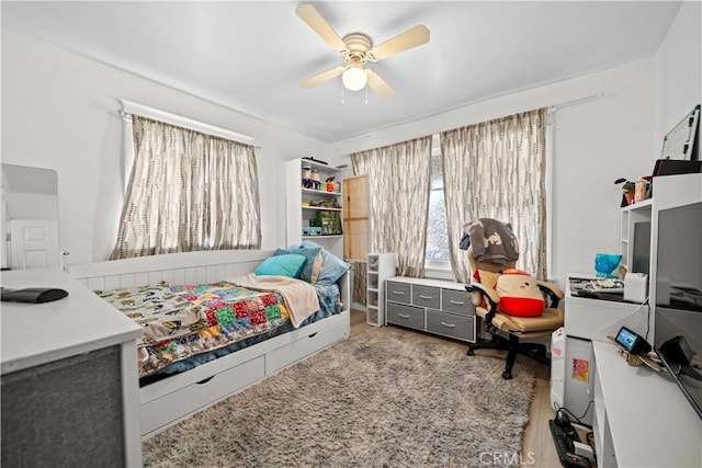 730 E 89th St, Los Angeles, CA 90002 - bedroom featuring ceiling fan
