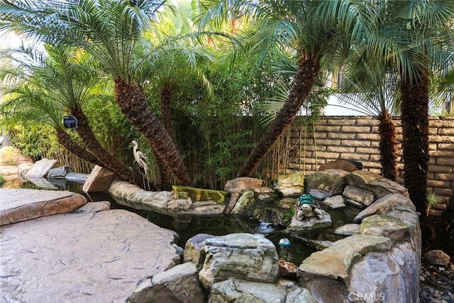 16449 Ladona Cir, Huntington Beach, CA 92649 - view of yard