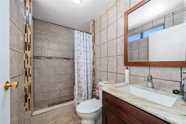 1116 Herbert Ave, Los Angeles, CA 90063 - full bath featuring tile walls, tiled shower, vanity, and toilet