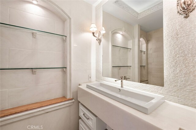 31821 Monarch Crst, Laguna Niguel, CA 92677 - bathroom with vanity