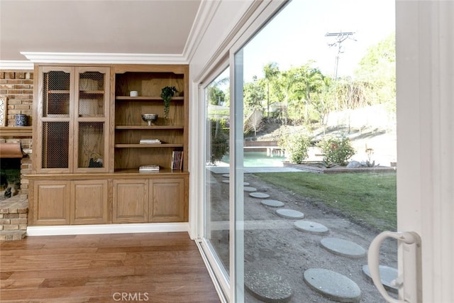 449 Fern Dell Pl, Glendora, CA 91741 - entryway featuring ornamental molding and wood finished floors