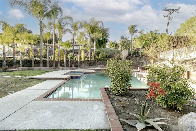 449 Fern Dell Pl, Glendora, CA 91741 - view of pool featuring a pool with connected hot tub and a patio area