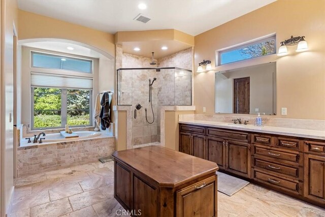 1065 Burnt Rock Way, Templeton, CA 93465 - full bath featuring a garden tub, visible vents, a tile shower, and a healthy amount of sunlight