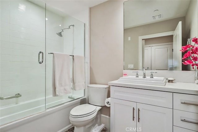23500 Park Sorrento Unit D34, Calabasas, CA 91302 - full bath featuring toilet, vanity, and enclosed tub / shower combo