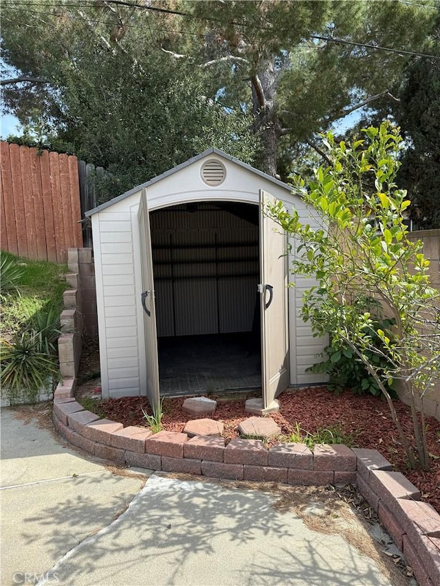 2440 Amelgado Dr, Hacienda Heights, CA 91745 - view of shed with fence