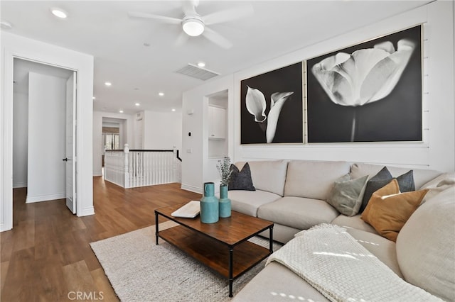 1711 Sonora Creek Ln, Lake Forest, CA 92610 - living room featuring visible vents, recessed lighting, a ceiling fan, and wood finished floors