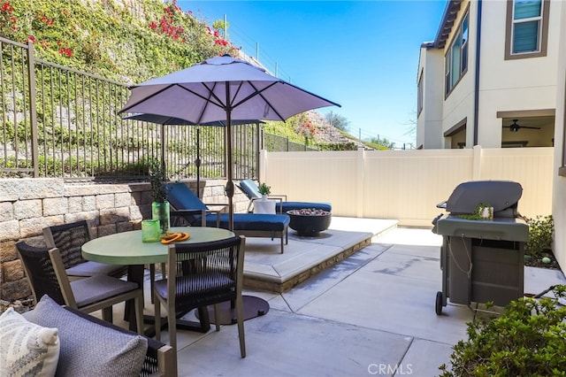 1711 Sonora Creek Ln, Lake Forest, CA 92610 - view of patio / terrace featuring area for grilling, outdoor dining space, and fence