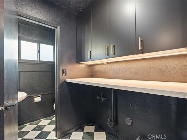 214 Maynard Ave, Newbury Park, CA 91320 - bathroom with tile patterned floors