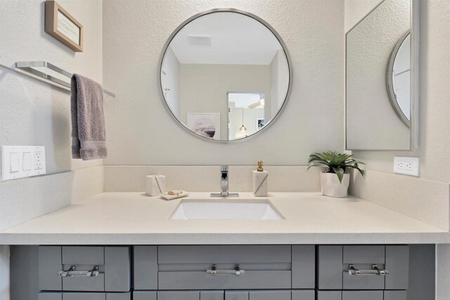 1631 Neptune Ave, Encinitas, CA 92024 - bathroom with vanity