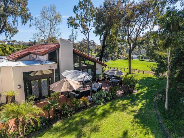 view of yard with a patio