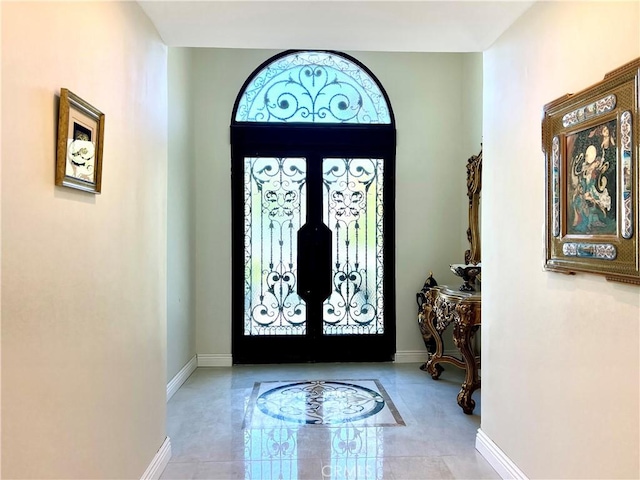 foyer with baseboards