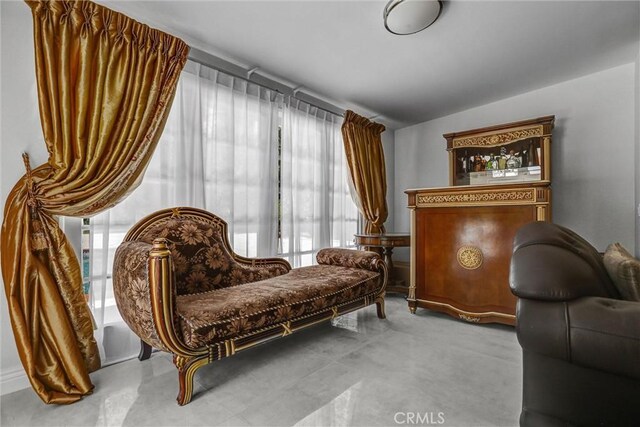 5115 Boda Pl, Woodland Hills, CA 91367 - sitting room featuring lofted ceiling