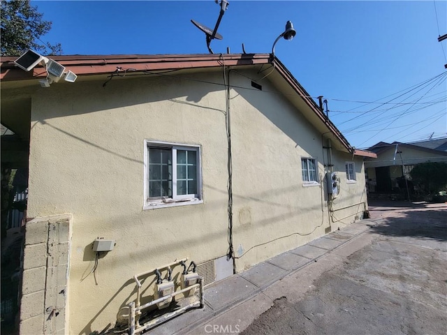5510 S San Pedro St, Los Angeles, CA 90011 - view of home's exterior featuring stucco siding