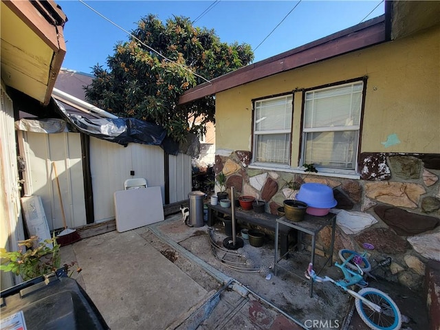 5510 S San Pedro St, Los Angeles, CA 90011 - view of patio