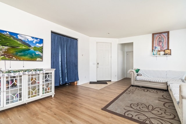 974 Saw Tooth Ln, Hemet, CA 92545 - living area featuring wood finished floors