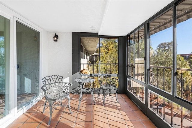 2392 Via Mariposa W Unit 3D, Laguna Woods, CA 92637 - view of sunroom