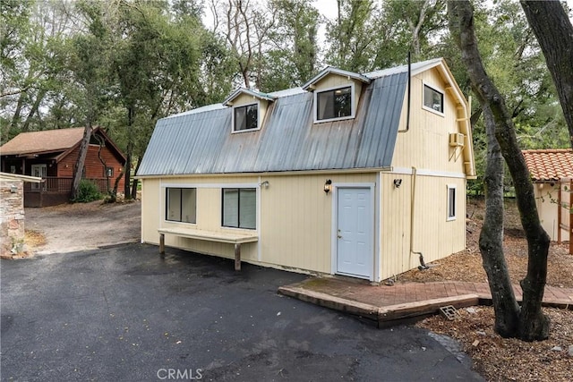 13155 San Antonio Rd, Atascadero, CA 93422 - back of house featuring metal roof and a gambrel roof