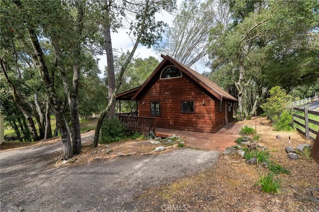 13155 San Antonio Rd, Atascadero, CA 93422 - view of side of home with fence and a deck